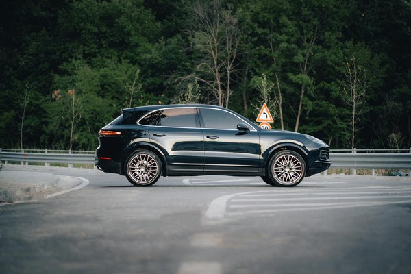 De novice à expert : Comment améliorer ses compétences en conduite sportive